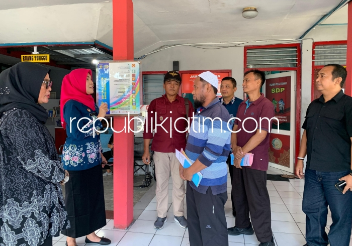 Dipulangkan Ke Sumatera dan Makasar, Dua Napiter Lapas Surabaya Jalani Pembebasan Bersyarat