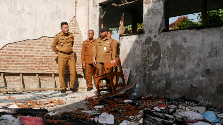 Tiga Ruang Kelas dan Guru SDN Jenggot Krembung Terbakar 2023 Lalu, Baru Diperbaiki Tahun 2024&nbsp;Ini