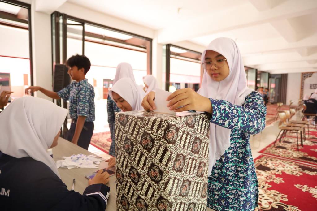 Pemilihan Ketua dan Wakil Ketua OSIS SMP Al Muslim 2024 Berlangsung Kondusif, Jujur dan&nbsp;Adil